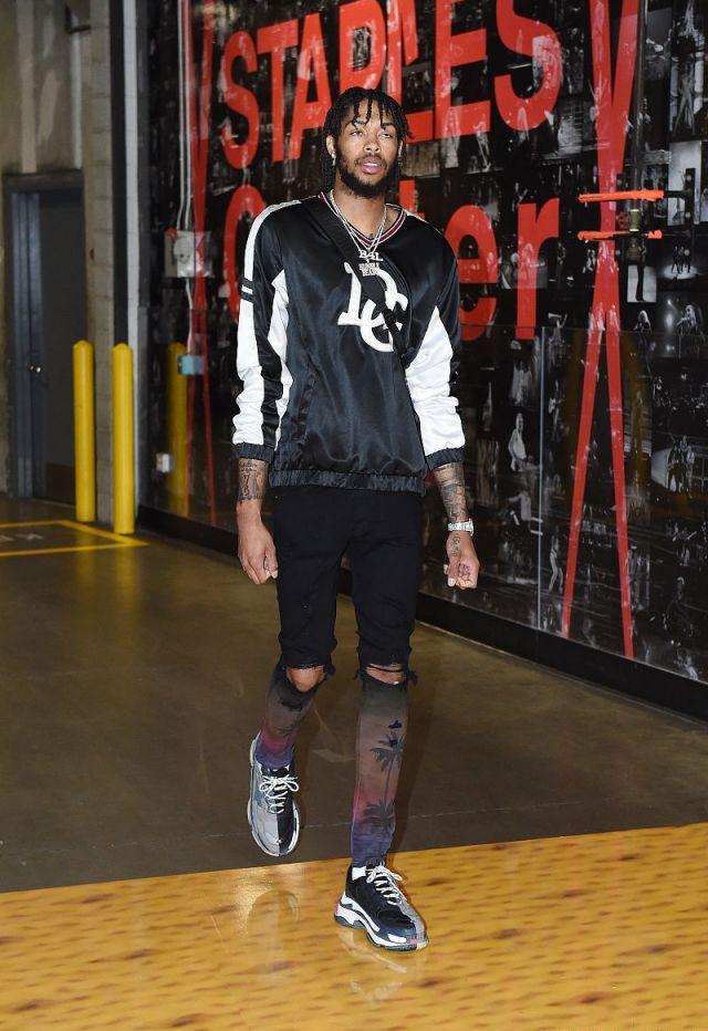 因全队近两年未收到奖金，正备战世非预附加赛的尼日利亚队抵制了训练（奖金两年未发，备战世非预附加赛的尼日利亚队集体罢训）