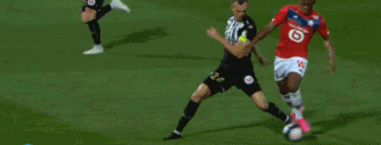 某队因违规遭重罚，官方回应惹争议