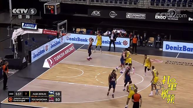 快船全队5人得分上双&终止五连败，战绩反超国王升至西部第13（快船五将得分上双止住五连败，反超国王升至西部第13）