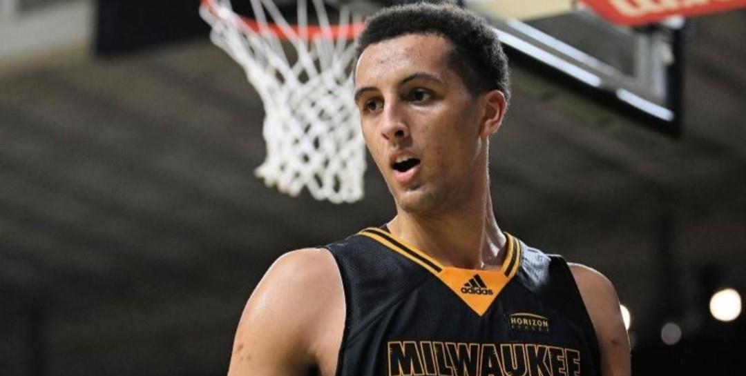 西甲半场：伦布雷拉斯闪击，亚马尔破门，巴萨2-1阿拉维斯（西甲半场战报：伦布雷拉斯闪击，亚马尔破门，巴萨2-1暂领先阿拉维斯）